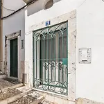 Alfama Com Alma Apartment