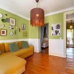 Apartment In The Typical Neighborhood- Graca