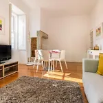 Lisbon 1Br Downtown Apartment At Sao Mamede