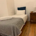 Stay As A Local! Santos Historical Guesthouse III