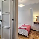 Studio Fuer 20 Personen In Lissabon, Regio De Lisboa Costa De Lisboa
