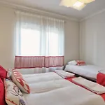 Studio Fuer 20 Personen In Lissabon, Regio De Lisboa Costa De Lisboa