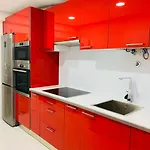 Apartamento inteiro Bela Vista Holidays in Lisbon plus Car