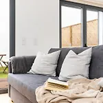 Santo António Prime Apartments by Goodplace