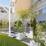 Champagne Vibes In Lisbon - By Misha\'S Place 5C