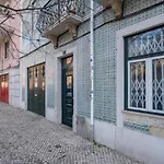 Cool Apartment Near Alfama