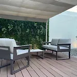 1881 Historical Loft With Garden