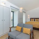 Orange 3 House - Chiado Studios
