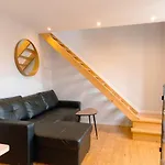 Charming Duplex In Graca | By Airnest