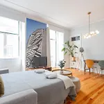 Pleasant Bedrooms In Shared House In The Center Of Lisbon Praca Da Figueira