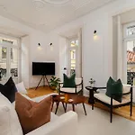 Whome Elegant Stay In Lisbon\'S Historic Bairro Alto