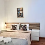 Quarto Sem Janela Room Without Window