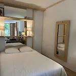 Charming Studio In The City Center - With Terrace