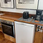 Cozy Apartment - City Center, Sunny And Pratical