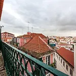 Carmo Chiado Deluxe Apartment