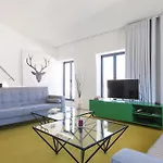 Santa Catarina Terrace Apartment by Altido.