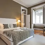 Altido Downtown Pier Apartments