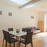 Lxroller Design Marques Apartment