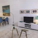 Lovelystay - Olive Apartment In Principe Real