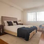 Saldanha Executive Apartment By The Portuguese Butler