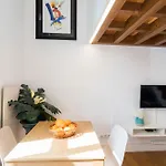 Alfama Blue Studio Loft Apartment - By Lu Holidays