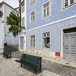 Alfama Blue Studio Loft Apartment - By Lu Holidays