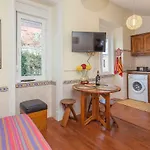Cozy Flat In Adamastor