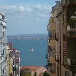 Lisbon Charming Apartment