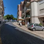 Lovelystay - Sunshine Residence In The Heart Of Graca