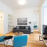 FLH Chiado Modern Apartment