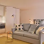 Lisbon Combro 77 Charming Studios By Get Your Stay