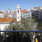 Lisbon Home Host