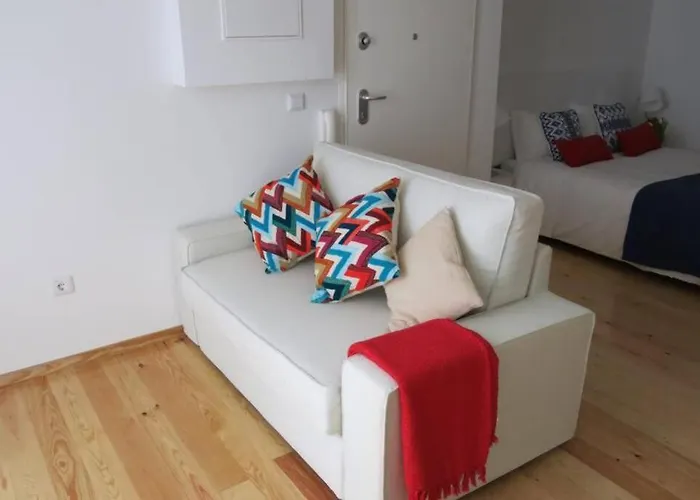 Charming Studio In Mouraria