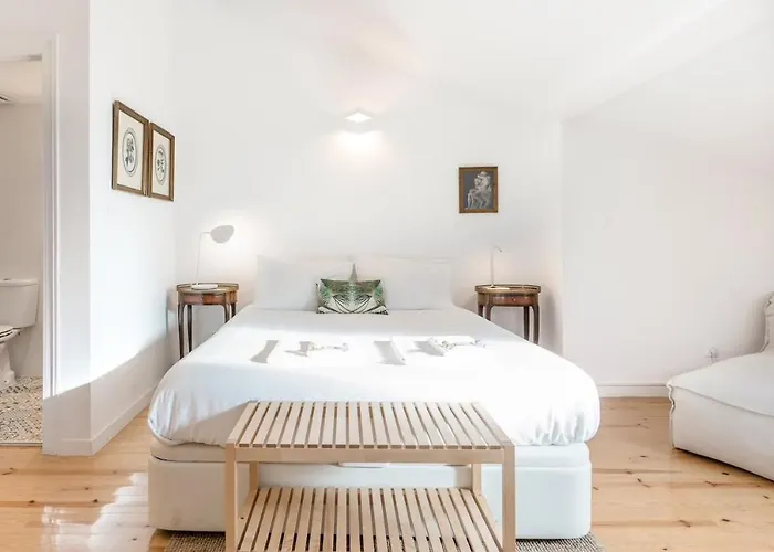 Alarco - Alfama River Loft - 55753 Al