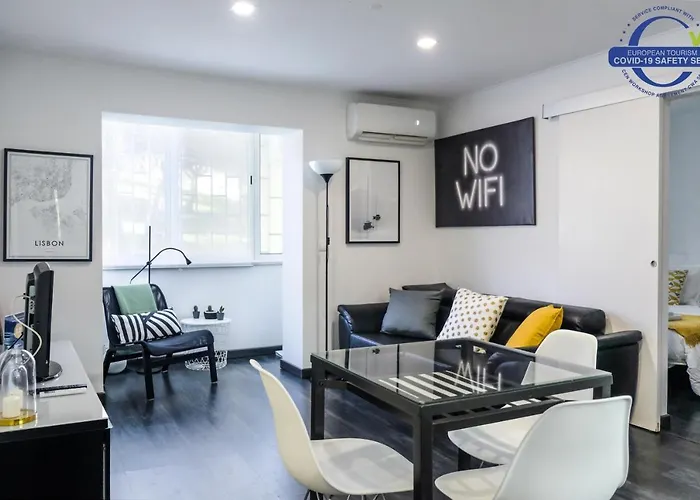 01 Nice Flat By Olivais