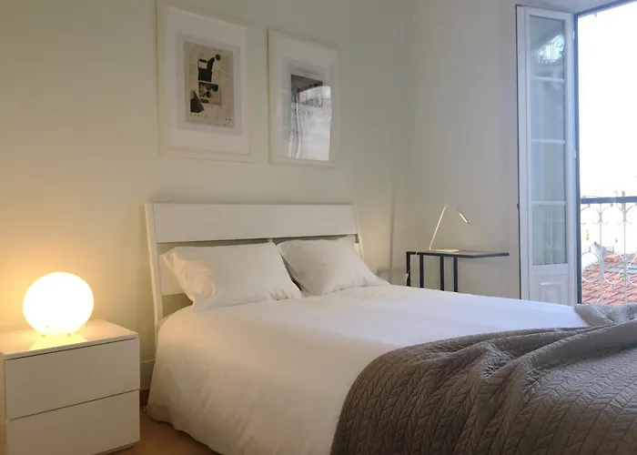 Room Atalaia - Bairro Alto