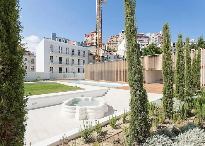 Flh Mouraria Art Apartment With Pool