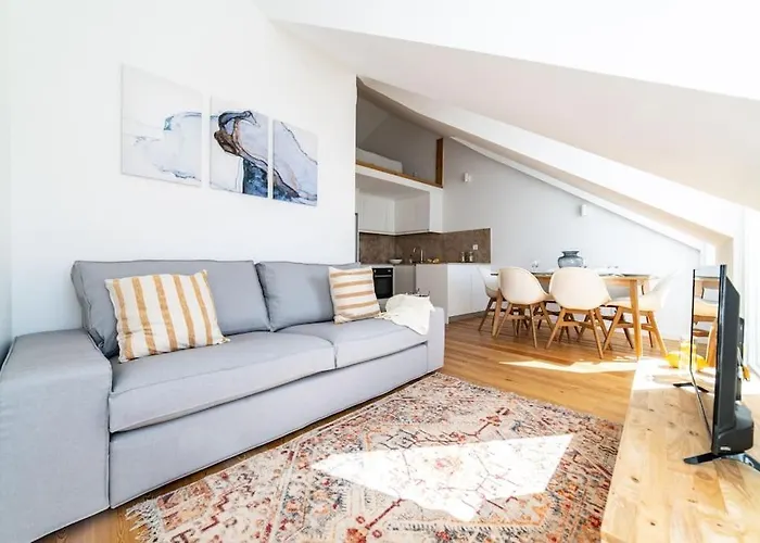 Amaro III - Stunning Penthouse Apartment In Alcantara