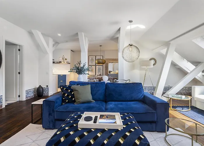 Lisbon Downtown Luxury Family Residence