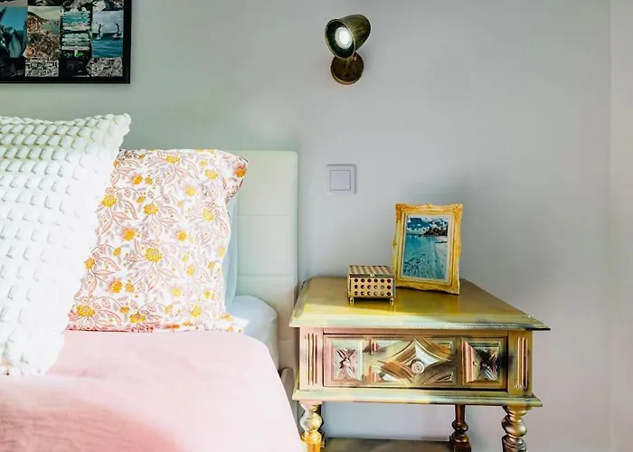 Modern 3 Bedroom Flat In Lisbon