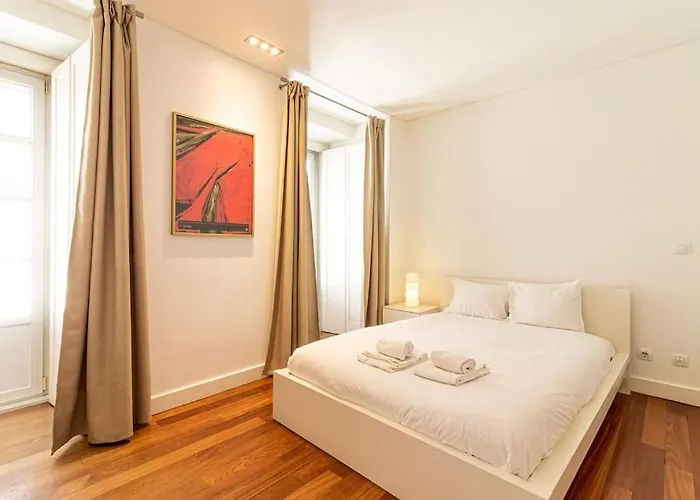 Chiado Deluxe Terrace 3 Bedroom Apartment