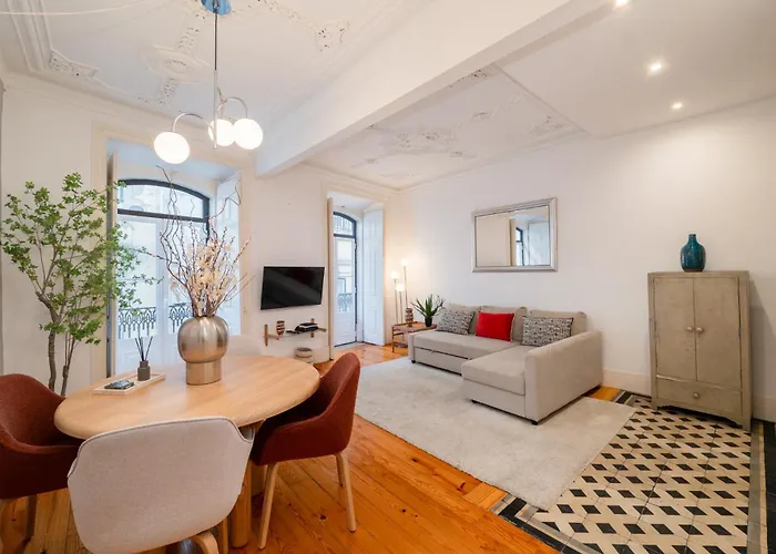 Beautiful Apartment In Bairro Alto - Quite