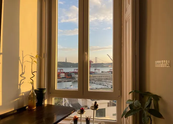Embassy Arriaga Private Elegance Rooms In Stylish Shared Apartment