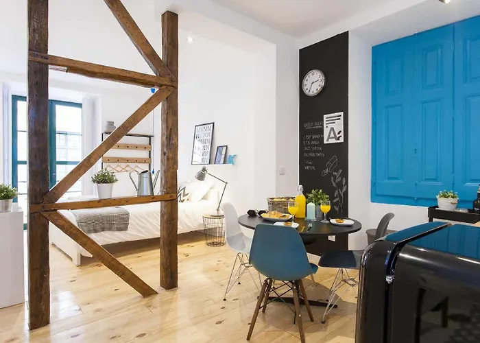 River Blue-Pantone Chiado Studio
