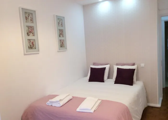 4U Lisbon III Guest House