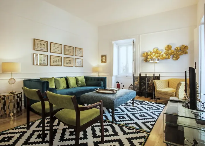 Portas De Sao Bento Apartments