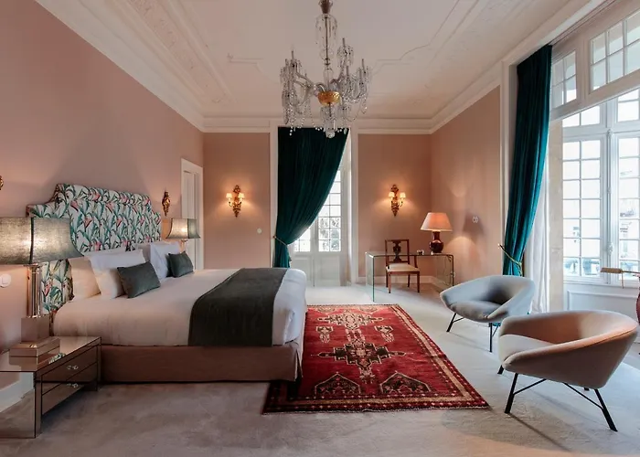 Dear Lisbon - Valmor Palace