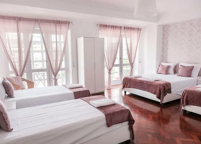 4U Lisbon Suites & Guesthouse VII Airport