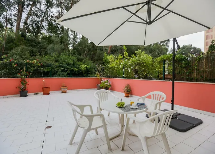 Like-Home-T4-Bright Benfica Apt-Terrace