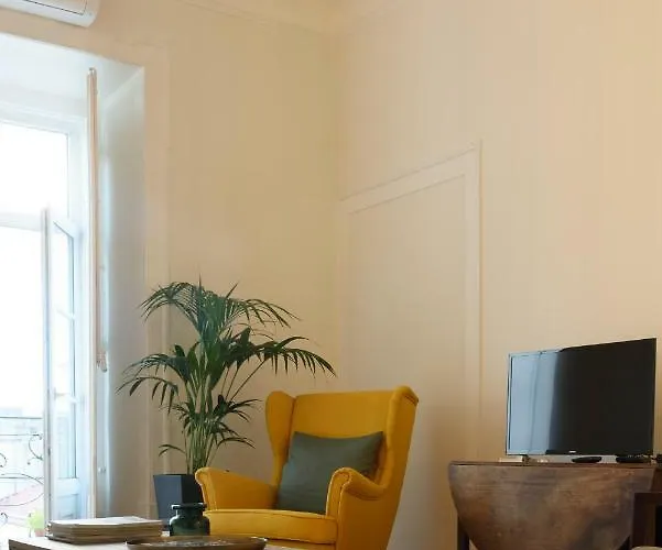 Janelas Verdes Apartments